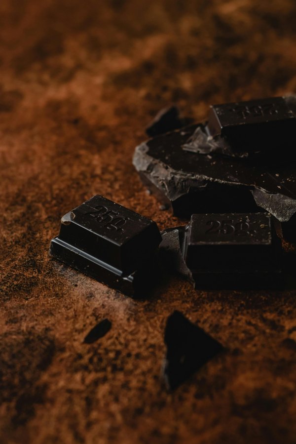 Discover the rich world of Côte d'Or dark chocolate delights